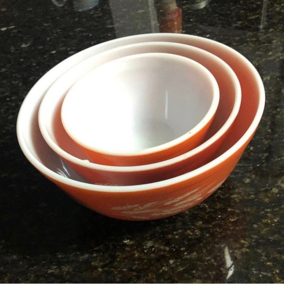 Pyrex autumn harvest wheat mixing bowl set - Picture 2 of 2